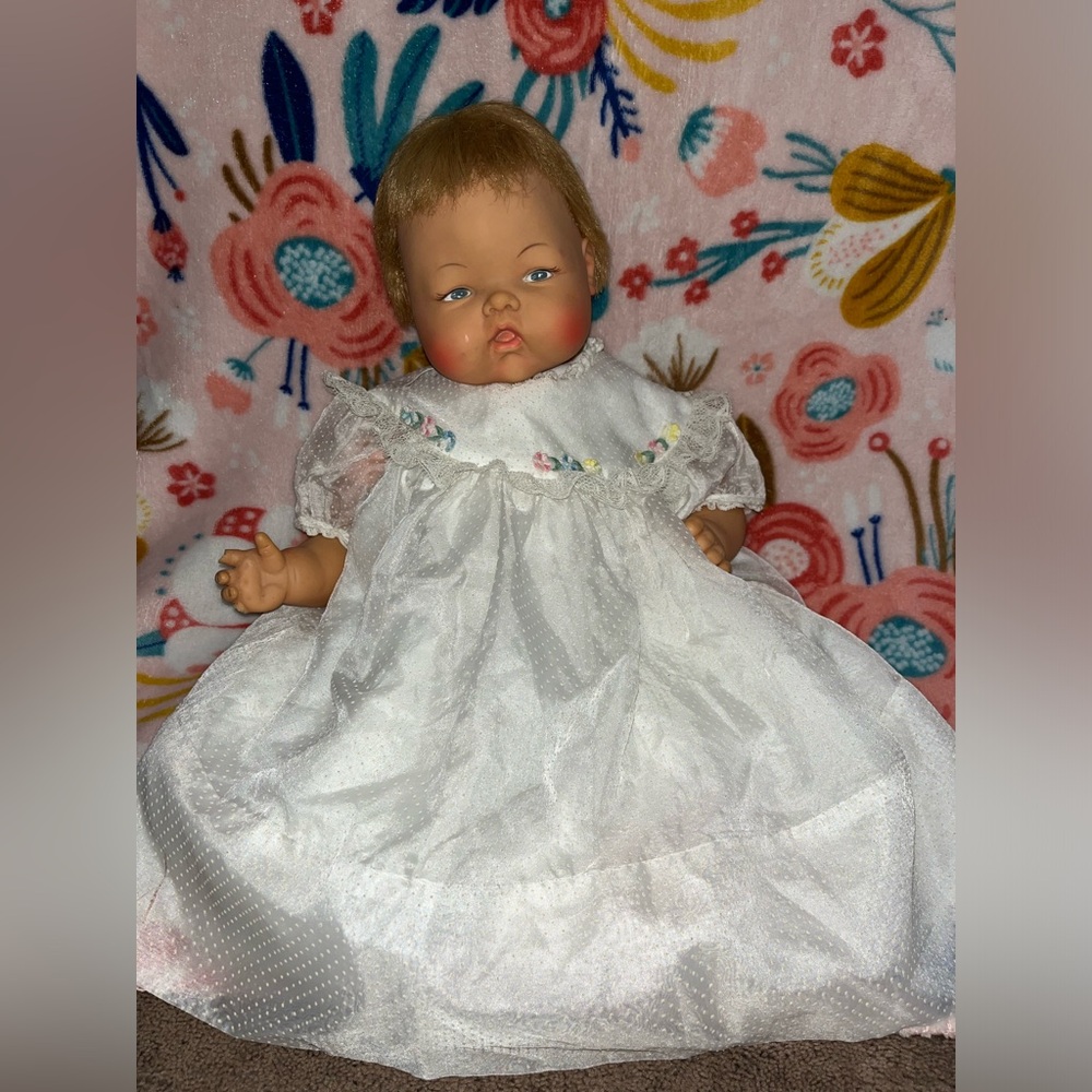 Vintage Ideal Toys “Thumbelina” Doll. Works